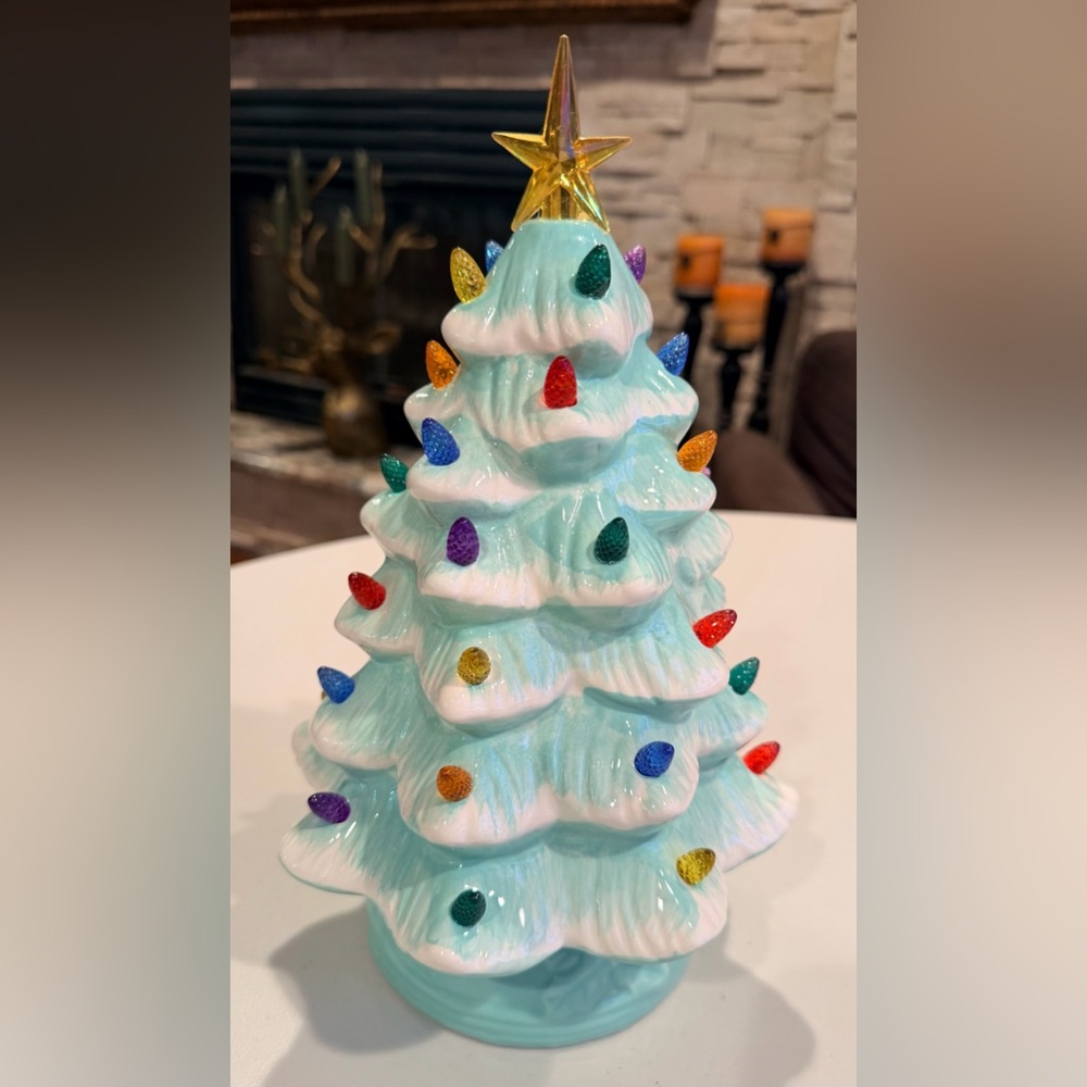 Mr. Christmas | Nostalgic Ceramic Light up Christmas Tree - Picture 5 of 14